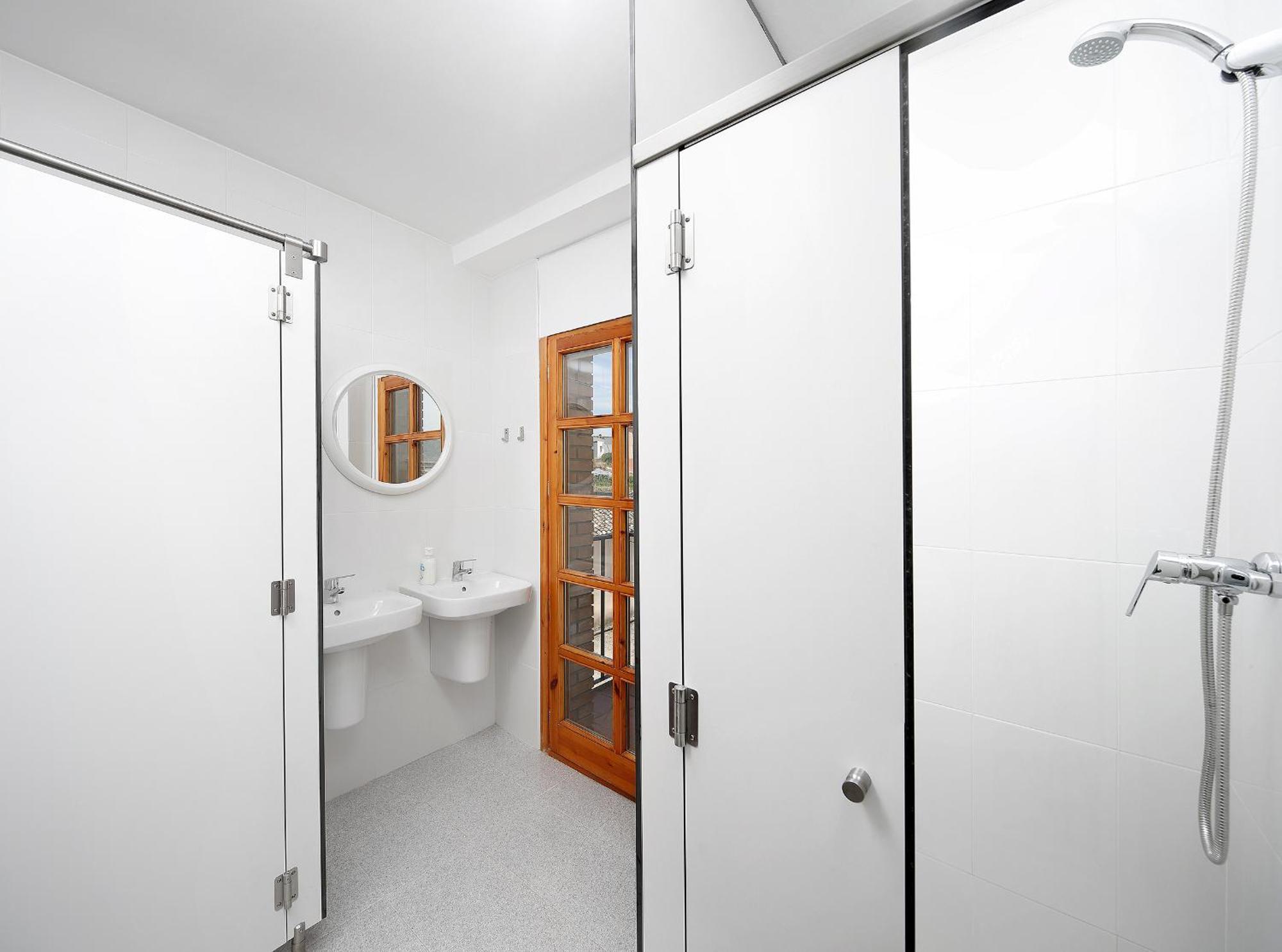 Albergue Sierra De Arbe Naval Extérieur photo