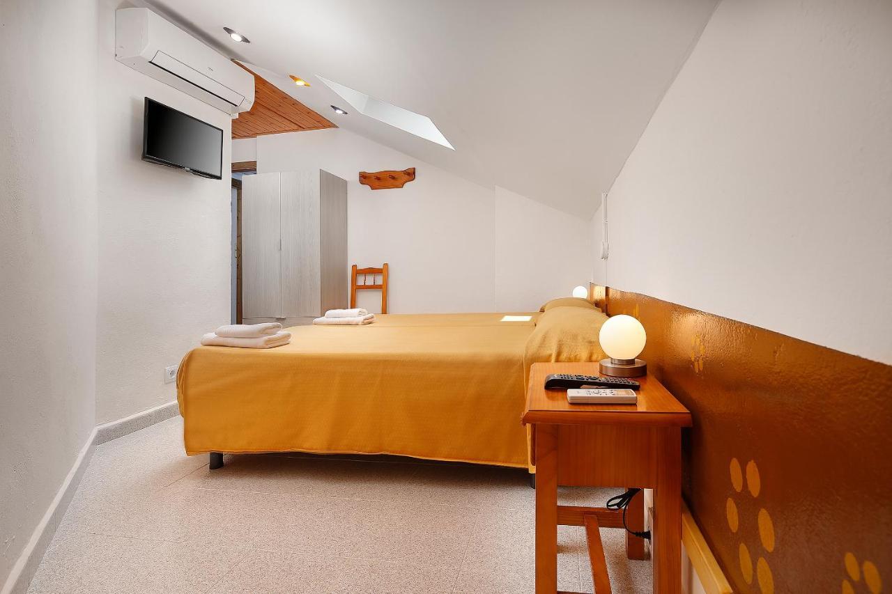 Albergue Sierra De Arbe Naval Chambre photo
