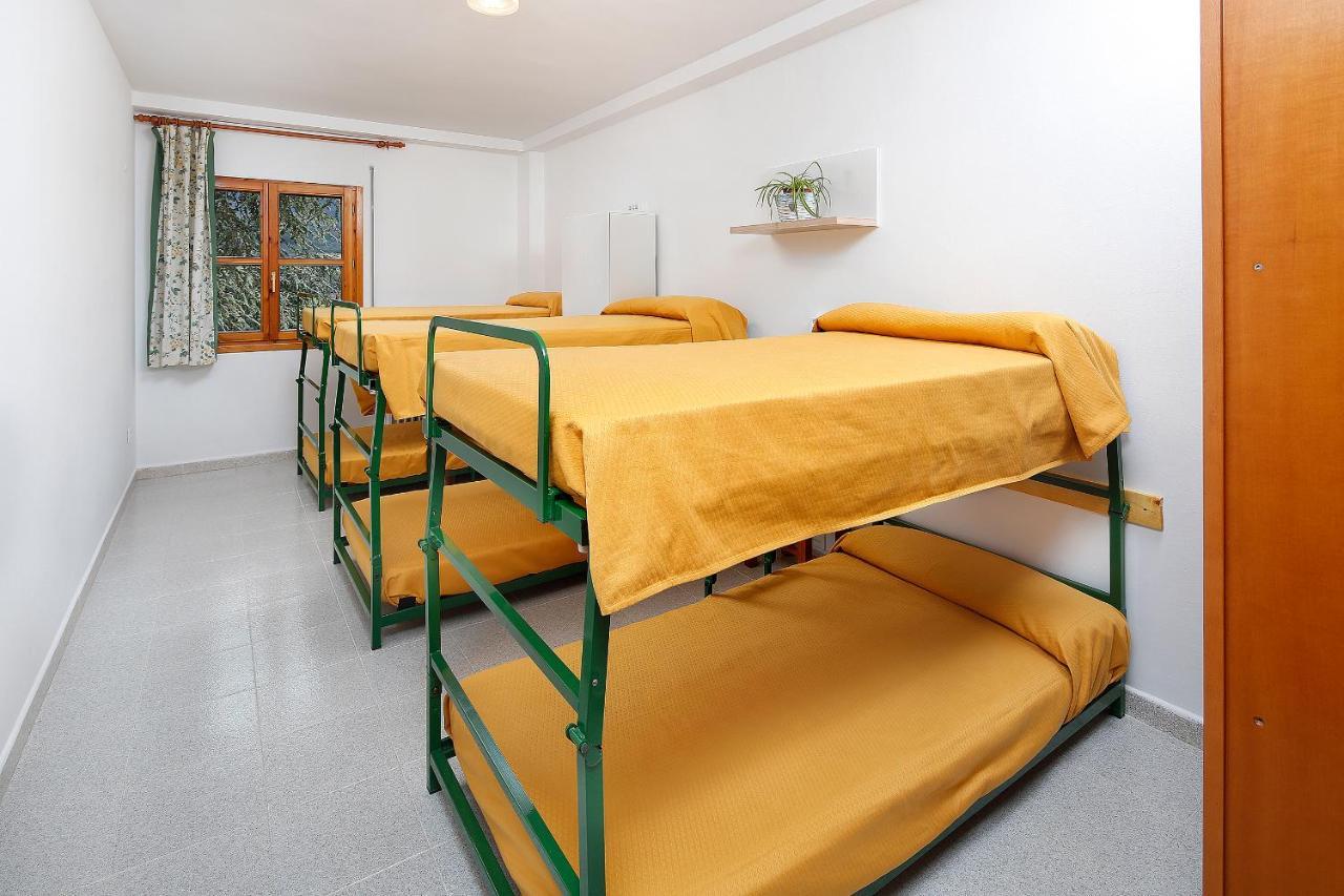 Albergue Sierra De Arbe Naval Extérieur photo
